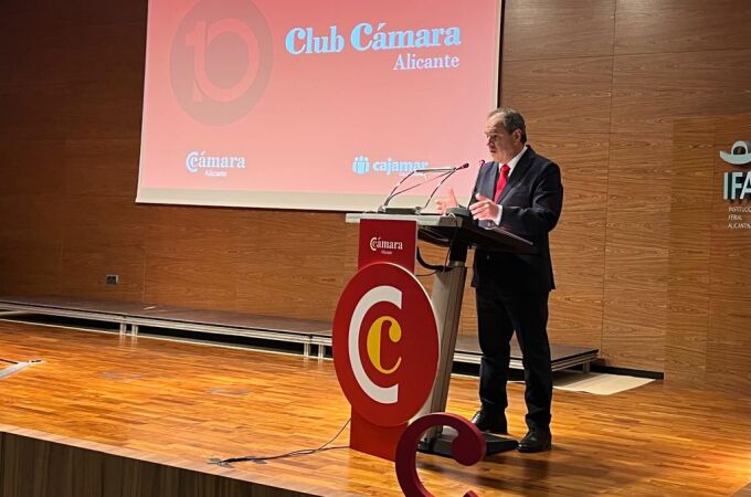 El presidente de la Cámara de Comercio de Alicante, Carlos Baño