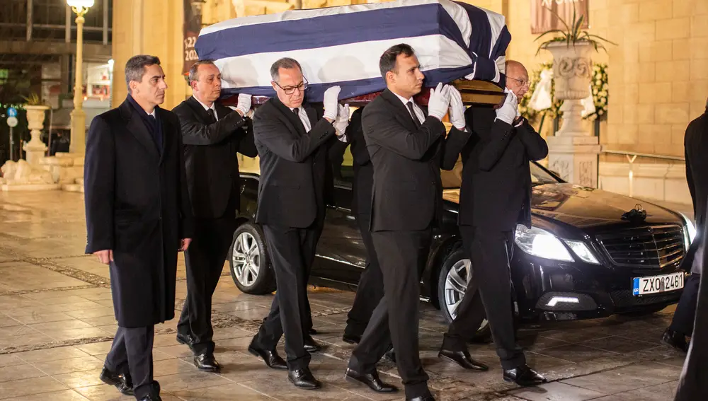 Funeral por Constantino de Grecia