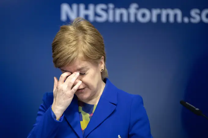 Estrepitoso fracaso de la «reina» de Escocia
