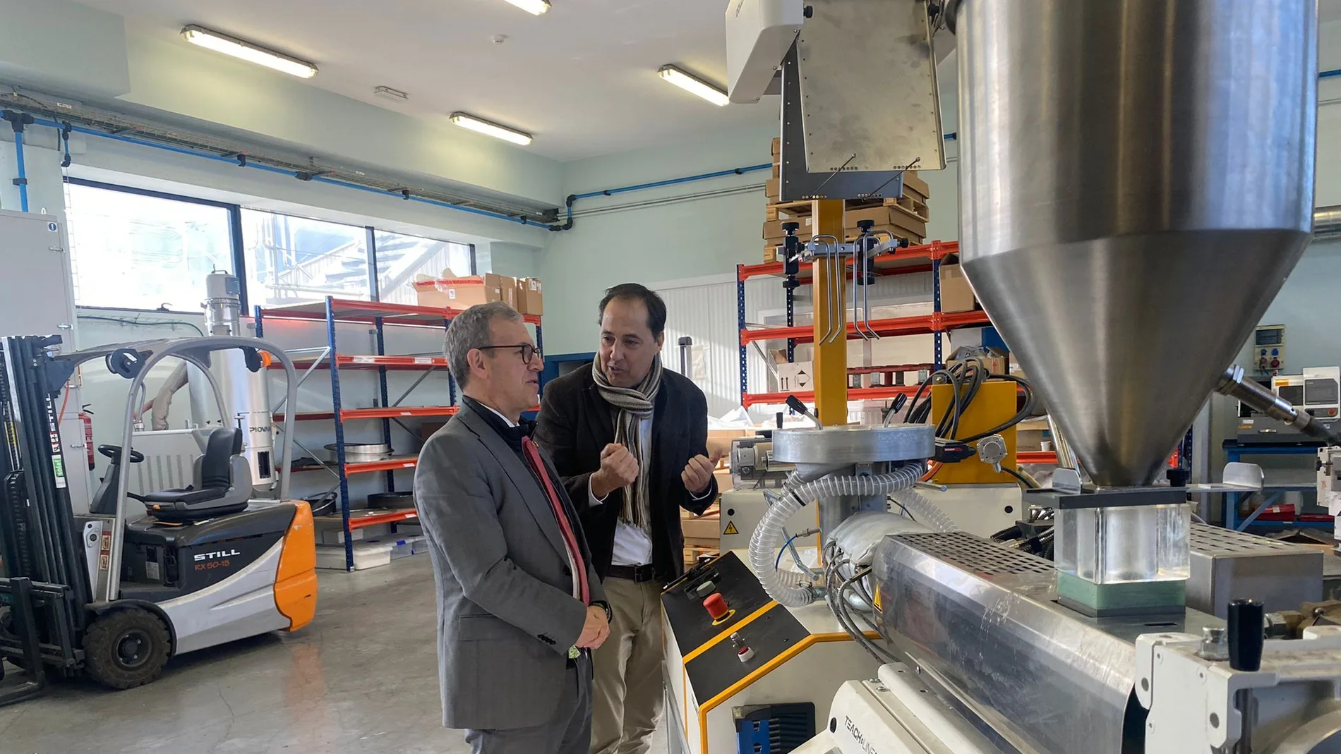 El consejero de Industria, Mariano Veganzones, visita el centro tecnológico de Miranda de Ebro