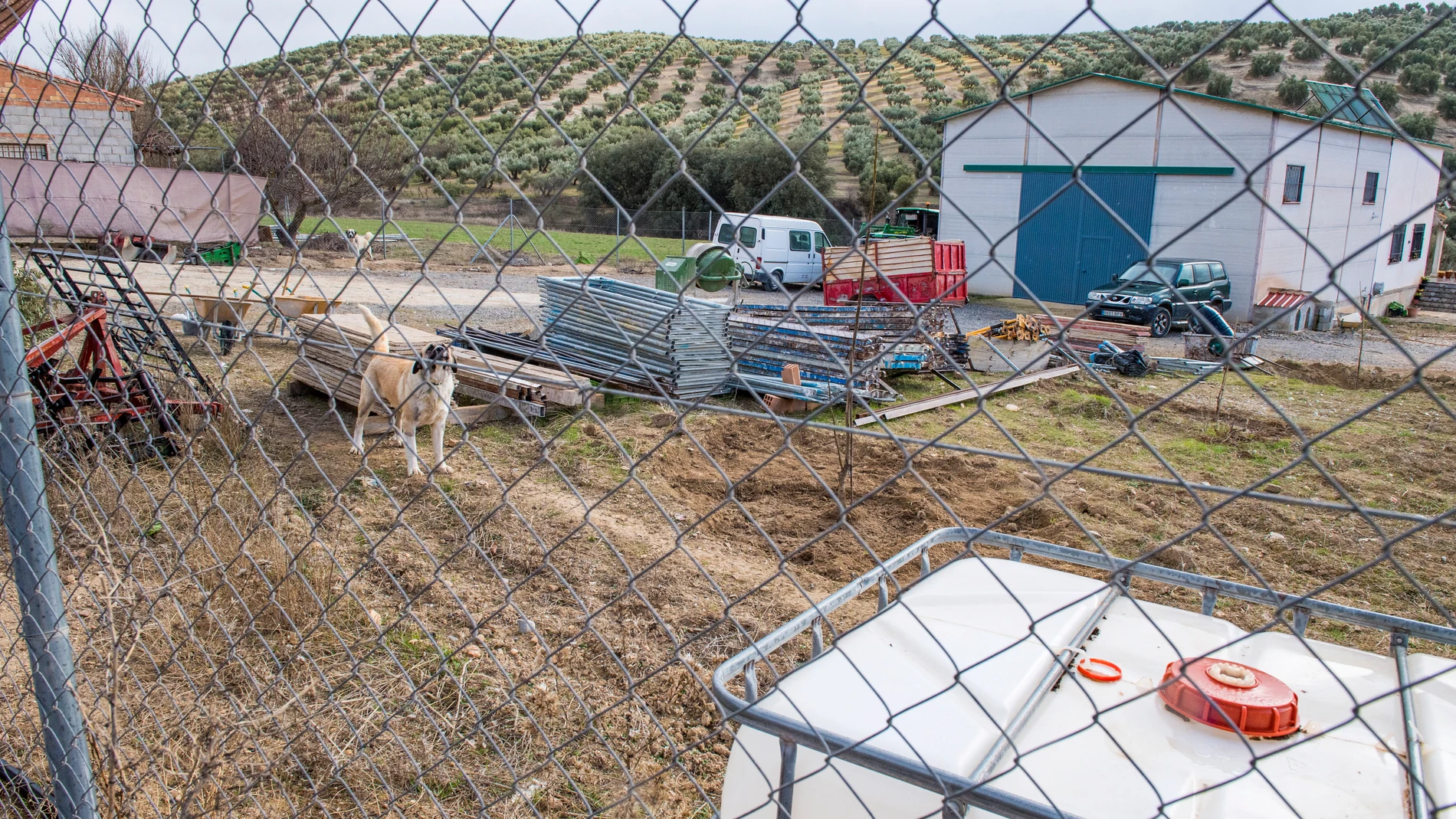 Cortijo en Jayena(Granada) donde un hombre de 40 años ha fallecido tras recibir varios disparos de escopeta presuntamente por dos hombres que ya han sido detenidos por la Guardia Civil
