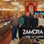 Francisco Requejo junto con los cocineros zamoranos que irán a Madrid Fusión