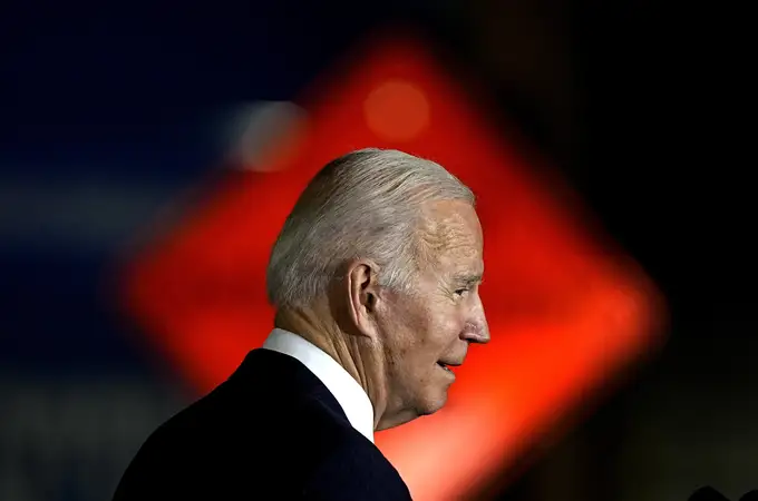 Biden llega al ecuador de su mandato marcado por el escándalo 