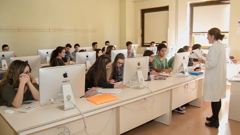 Estudiantes de la Facultad de Medicina de la Universidad de Salamanca