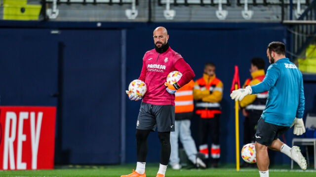 Pepe Reina tuvo bronca con Vinicius y el Madrid le mando un recado