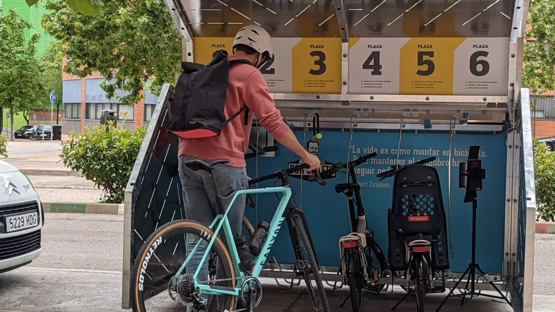 Adif instalará aparcamientos para bicicletas en estaciones de Castilla y León