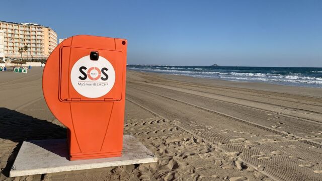 La startup murciana MySmartBEACH escogió el marco de Fitur para presentar su nueva versión de SOS Point