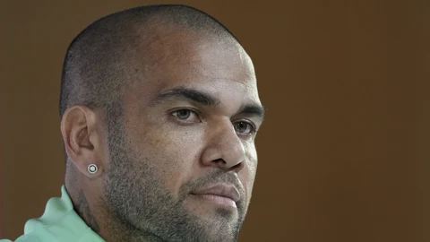Dani Alves durante una rueda de prensa