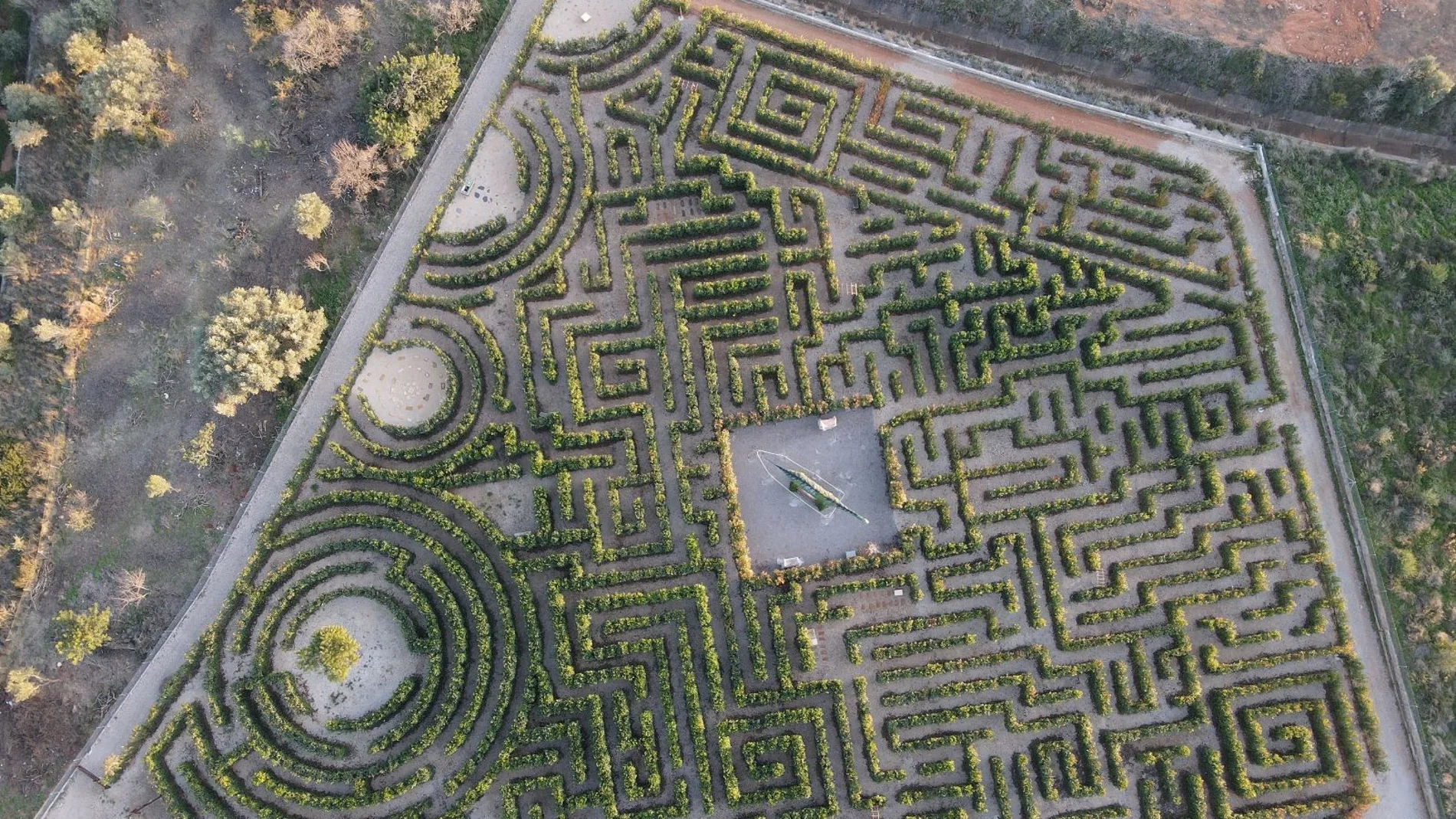 Imagen aérea del laberinto más grande de España y el tercero de Europa