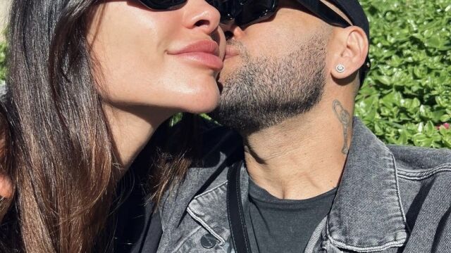 Dani Alves y Joana Sanz