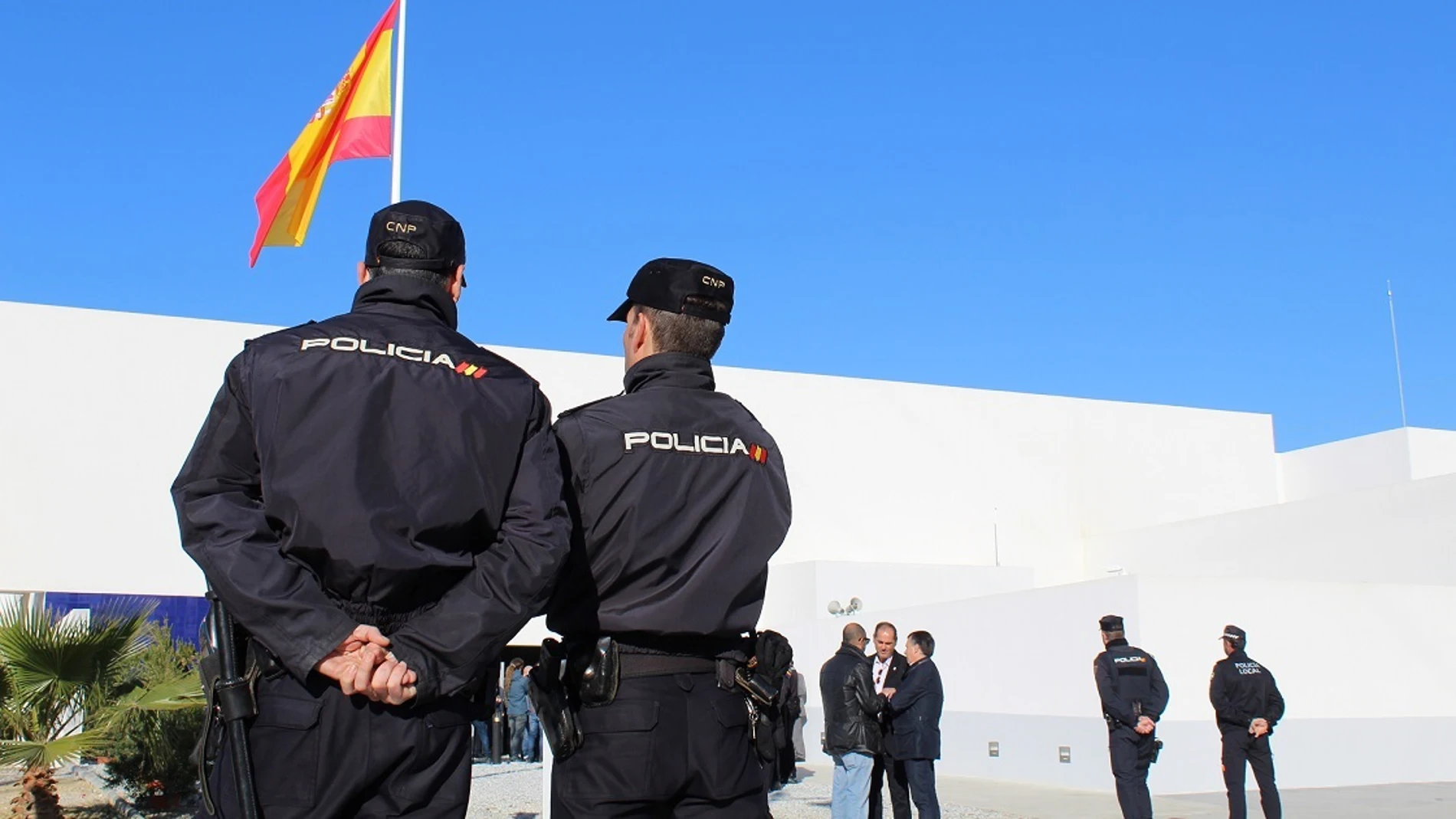 Agentes de la Policía Nacional en Málaga