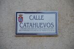 Placa de la Calle Catahuevos, en Urueña (Valladolid)