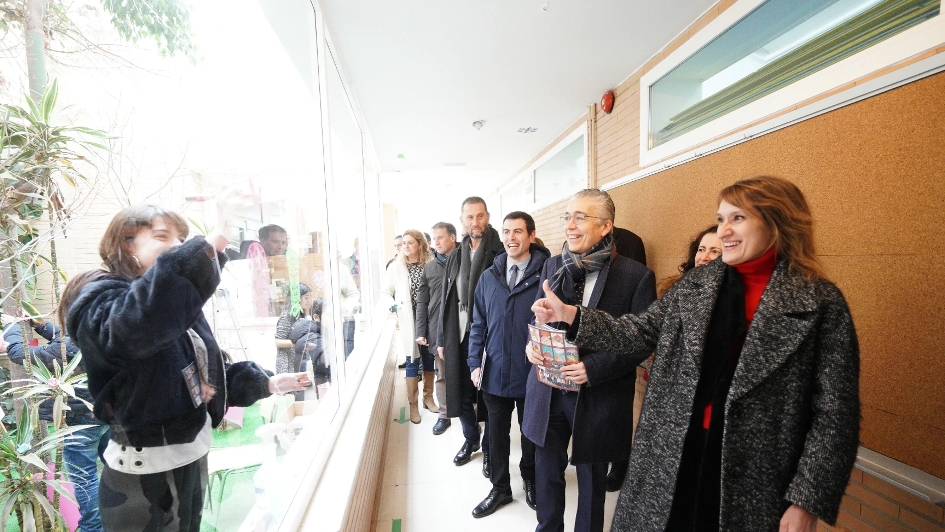 Visita de la consejera de Educación al IES Las Merindades, en Burgos