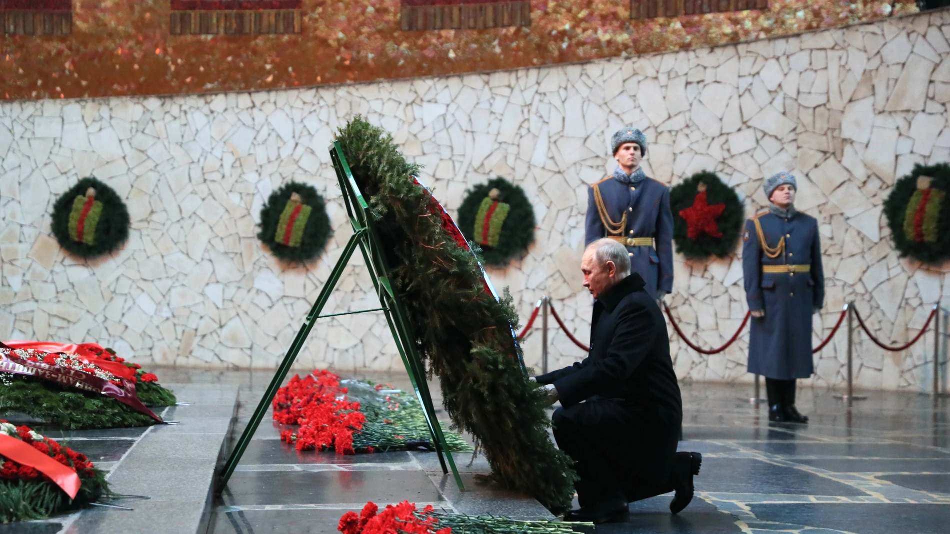 Vladimir Putin en Volgograd por el 80º aniversario de la Batalla de Stalingrado