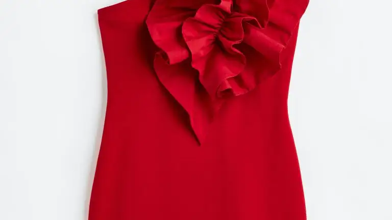 Vestido con aplicaciones