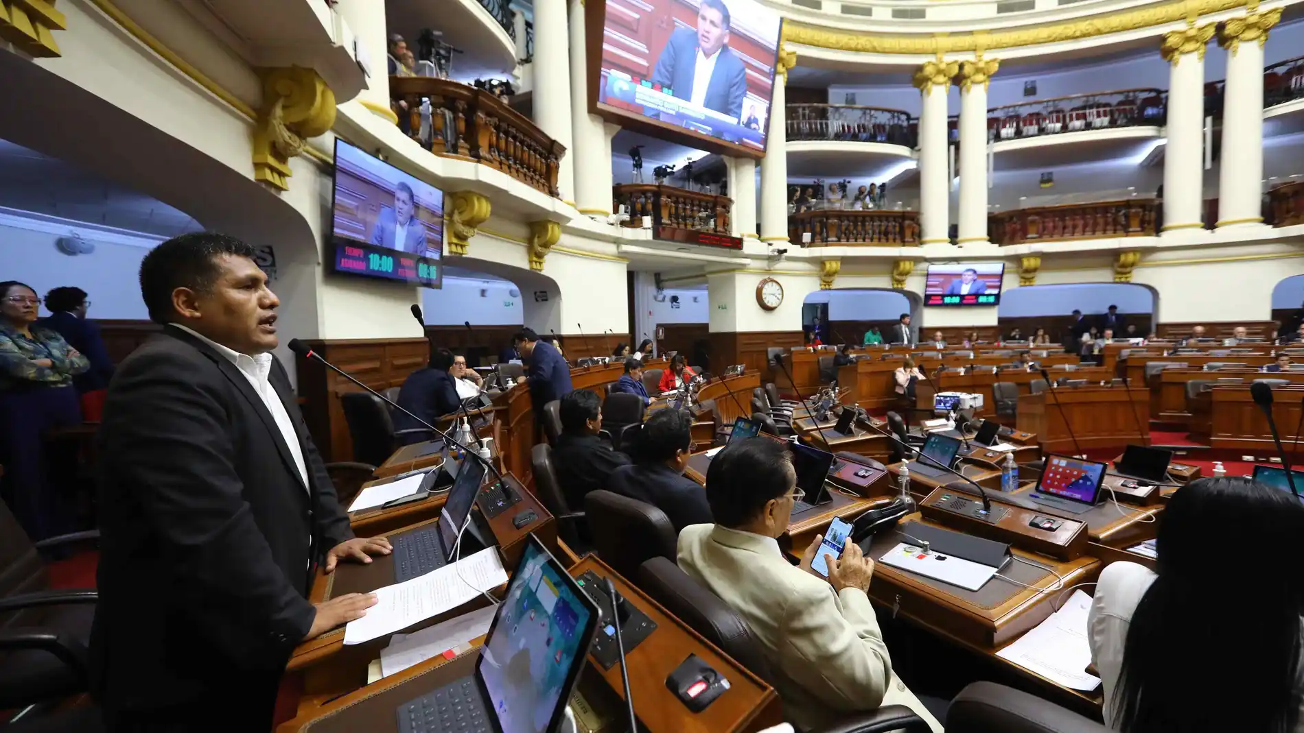 El Congreso peruano rechaza las demandas de los manifestantes
