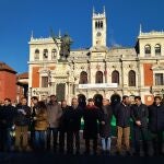 Acción contra el cáncer en la Plaza Mayor de Valladolid