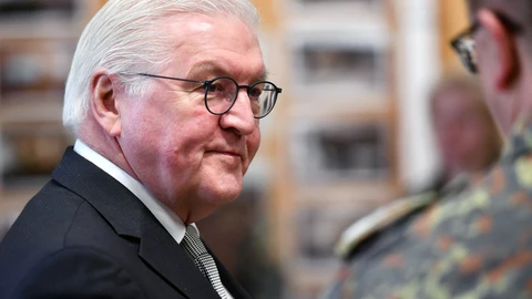 German President Steinmeier visits German Armed Forces Medical Academy
