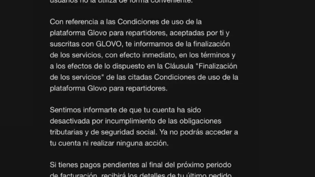 Mensaje de Glovo informando del cierre de una cuenta