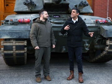 Cientos de tanques y vehículos blindados del Ejército británico podrían contener amianto