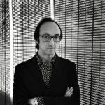 Agustín Fernández Mallo publica "La forma de la multitud", obra con la que ganó el primer Premio Eugenio Trías