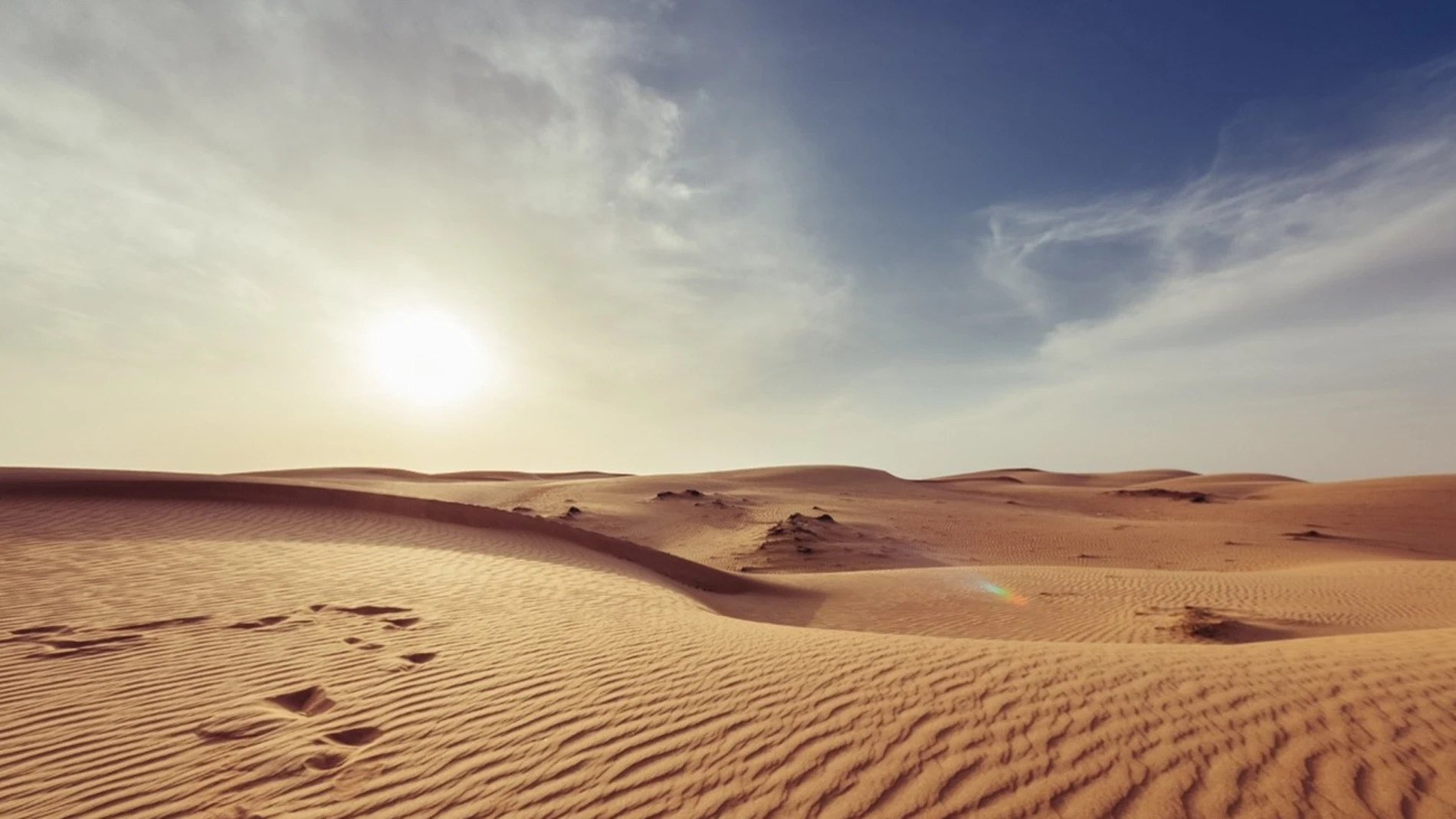 Sol sobre el desierto 