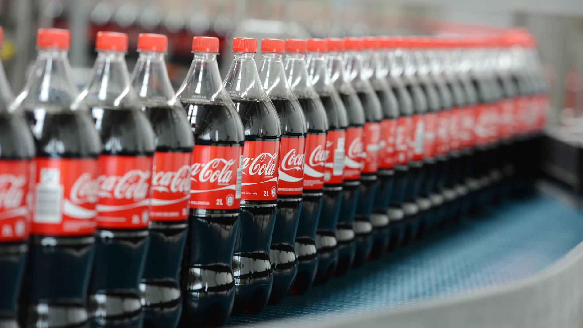Economía/Empresas.- Coca-Cola ganó un 2,3% menos en 2022, hasta casi 9.000 millones