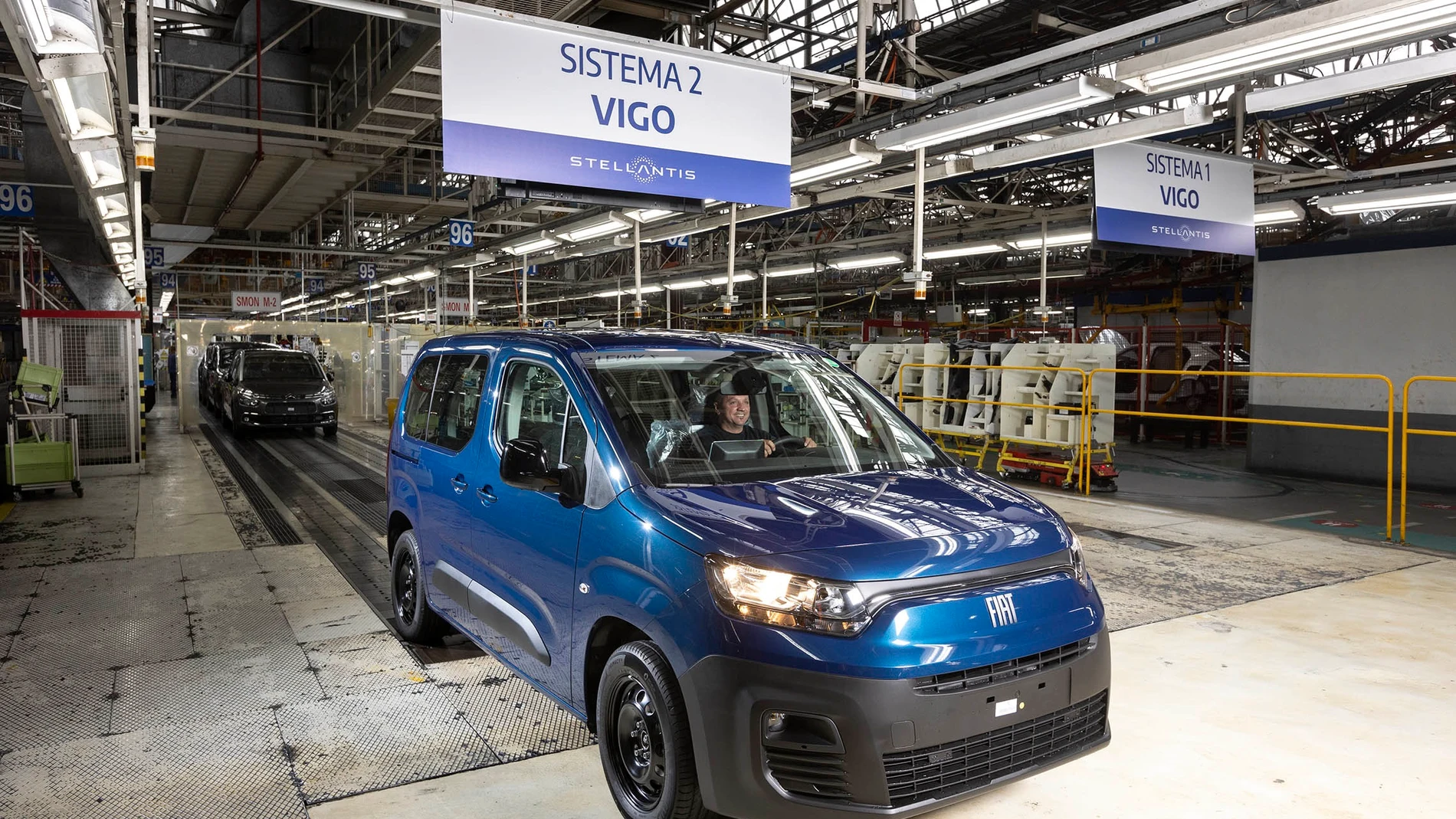 Economía/Motor.- Stellantis Vigo volverá a parar parte de su producción este miércoles por falta de piezas