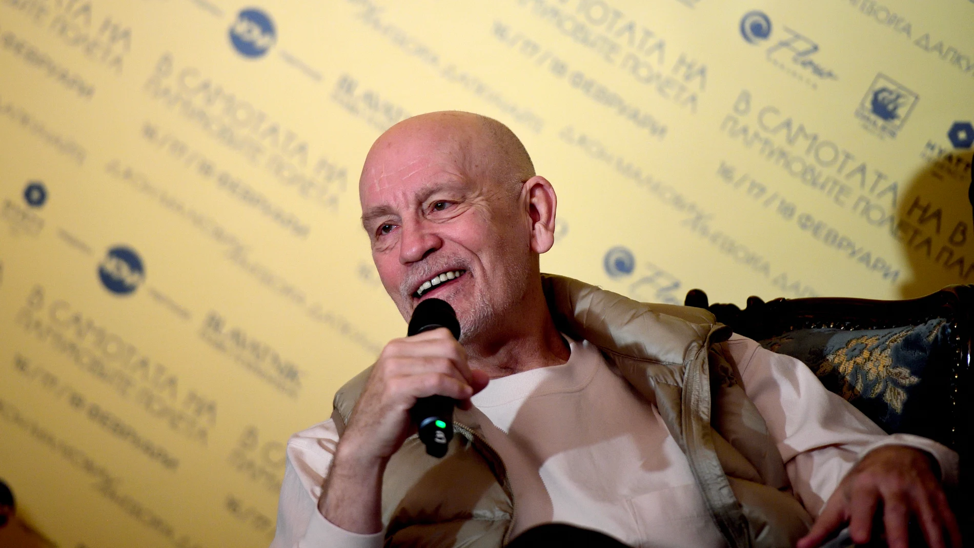 Sofia (Bulgaria), 14/02/2023.- US actor John Malkovich speaks during a press conference at the National Theatre 'Ivan Vazov' in Sofia, Bulgaria 14 February 2023. Malkovich holds the main role in the play 'In the Solitude of Cotton Fields' together with world-famous Latvian actor Ingeborga Dapkunaite. (Letonia) EFE/EPA/VASSIL DONEV