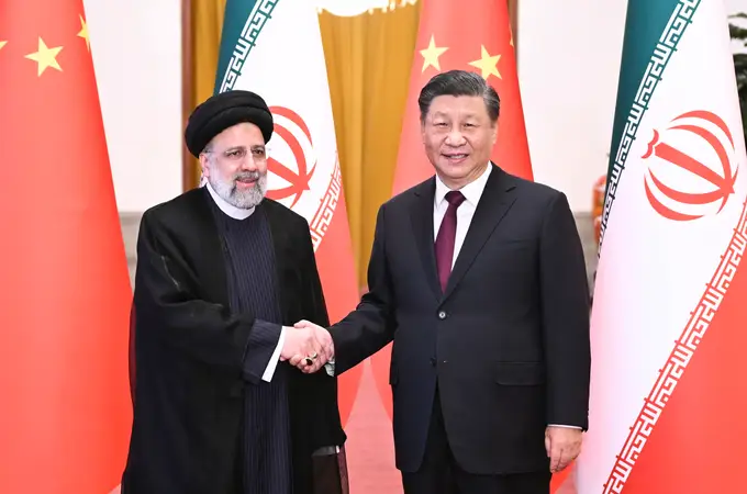 Espaldarazo de Xi a Raisi en pleno aislamiento por la represión de las protestas iraníes