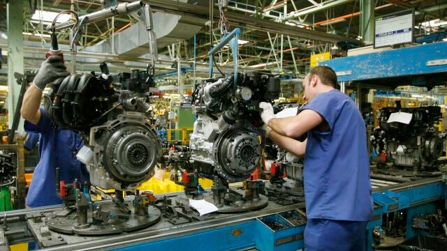 Cadena de montaje de la fábrica de Ford en Almussafes (Valencia)