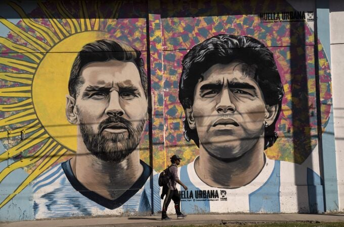 Un mural de Messi y Maradona en Argentina