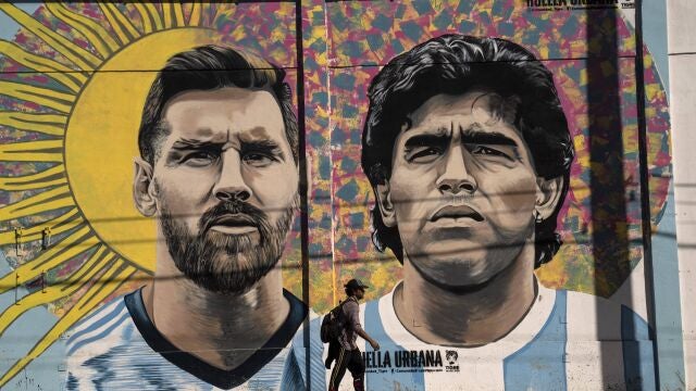 Un mural de Messi y Maradona en Argentina