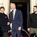 El presidente estadounidense Biden se reúne con el Presidente ucraniano Zelensky en Kiev