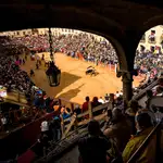 Vista del coso taurino que se monta en la Plaza Mayor de Ciudad Rodrigo