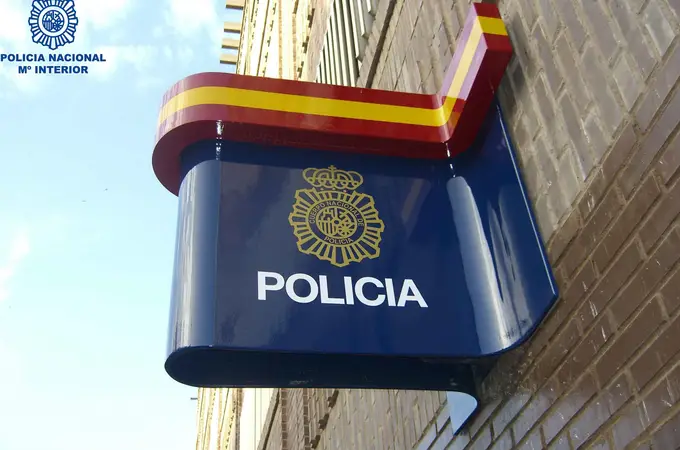 La Policía detiene a un exdiputado del PSOE por una trama de corrupción en Canarias