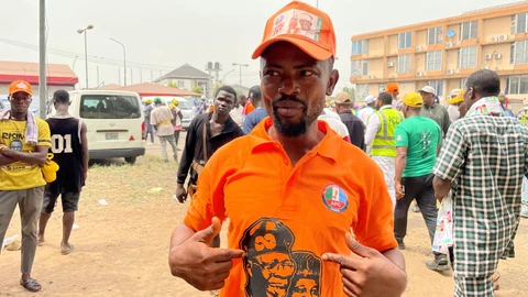 Elecciones en Nigeria: "Voto a Tinubu porque le amo"