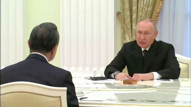 Rusia y China muestran buenas relaciones a la espera de plan de paz chino para Ucrania