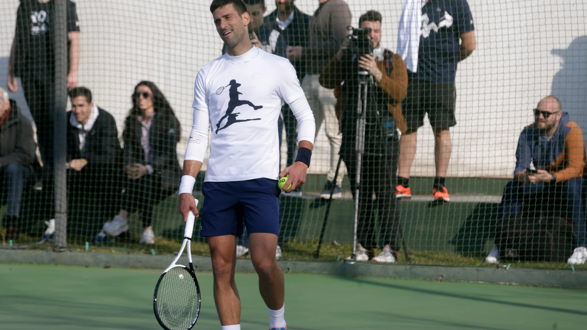 Belgrade (Serbia), 22/02/2023.- Serbian tennis player Novak Djokovic reacts during a training session in Belgrade, Serbia, 22 February 2023. Djokovic held a press conference in his home town on the plans for the rest of the tennis season and his biggest sports rivalries. (Tenis, Belgrado) EFE/EPA/ANDREJ CUKIC
