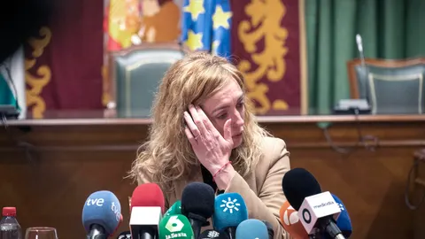 La alcaldesa de Maracena (Granada), Berta Linares (PSOE), durante la rueda de prensa ofrecida este miércoles