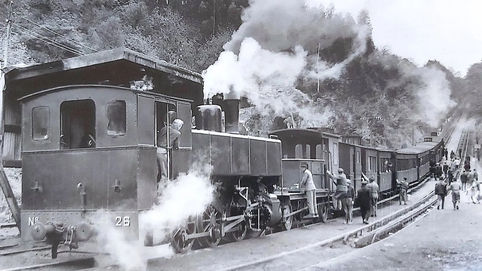 El Ferrocarril de Langreo (en la imagen) fue el cuarto que se construyó en España y el primero de carácter industrial 