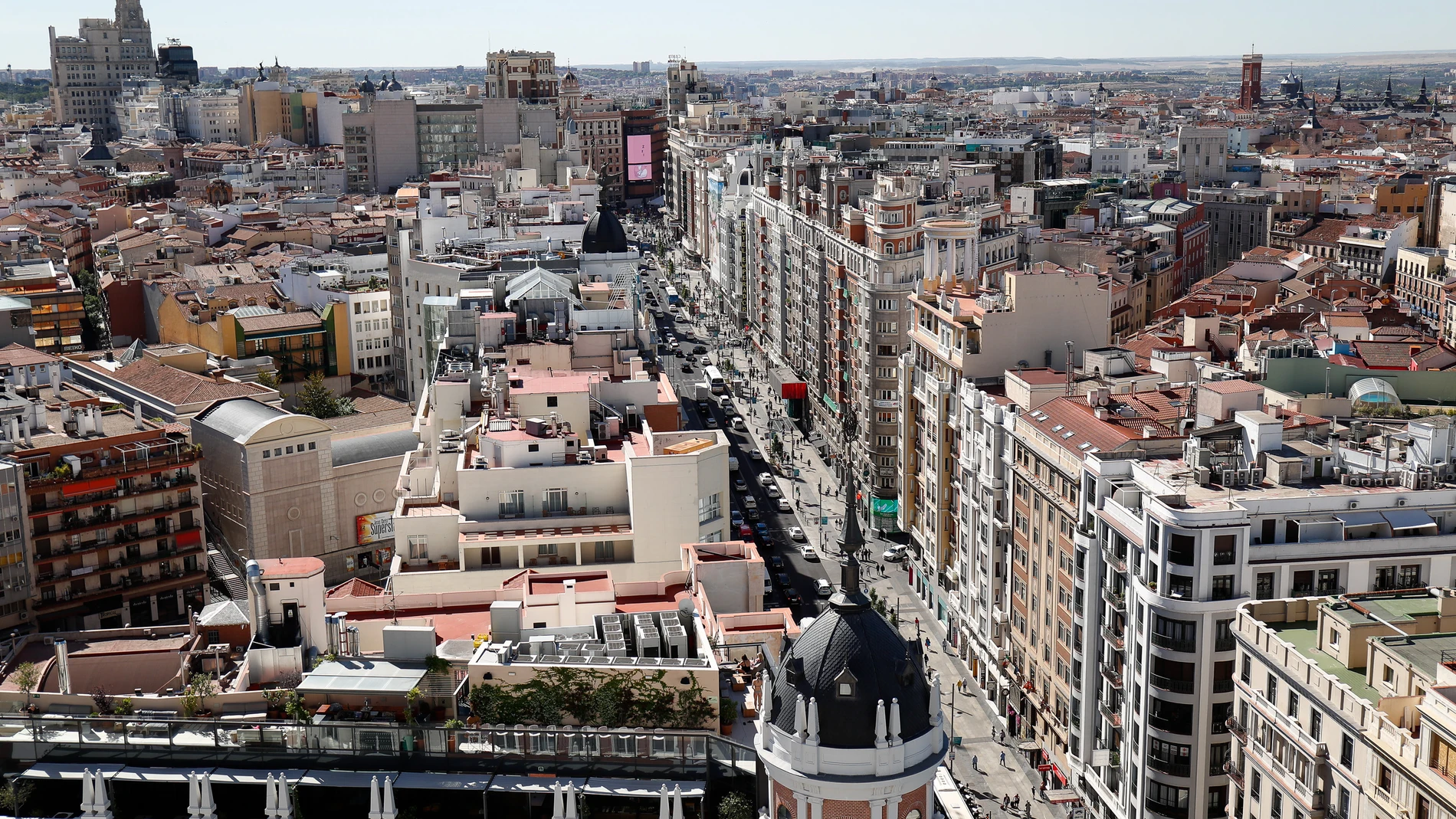 MADRID.-Las pernoctaciones hoteleras en la Comunidad de Madrid aumentan un 43,7% en enero, con un alza del 17,3% de precios
