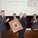 Premio de la Asociación de la Prensa de Sevilla a Antonio Ramos Espejos
