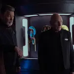El almirante Picard y el Capitán William Riker
