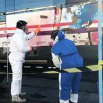 Limpieza de grafitis en trenes