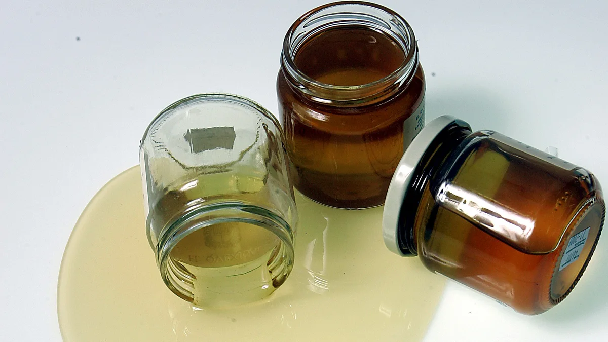Italia alerta de miel falsa “made in China”: trucos para saber si es verdadera o está adulterada