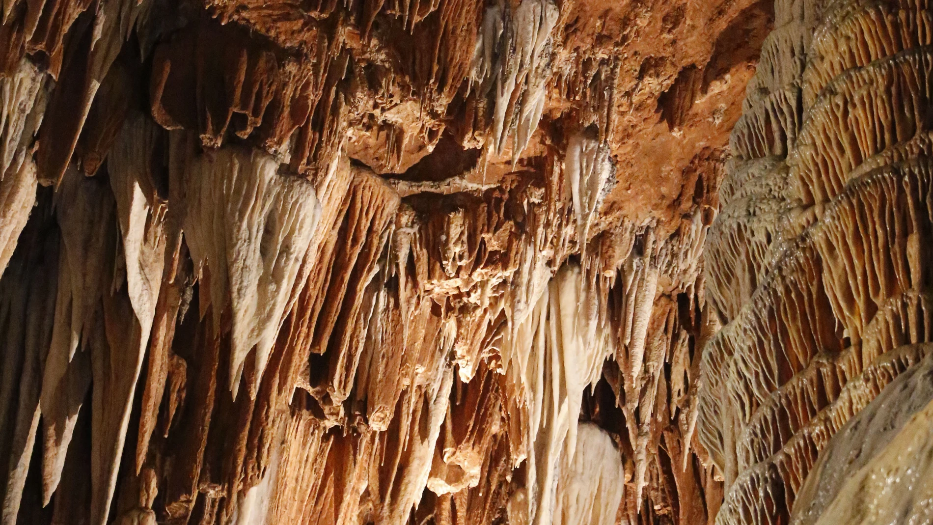 Cueva del Valporquero