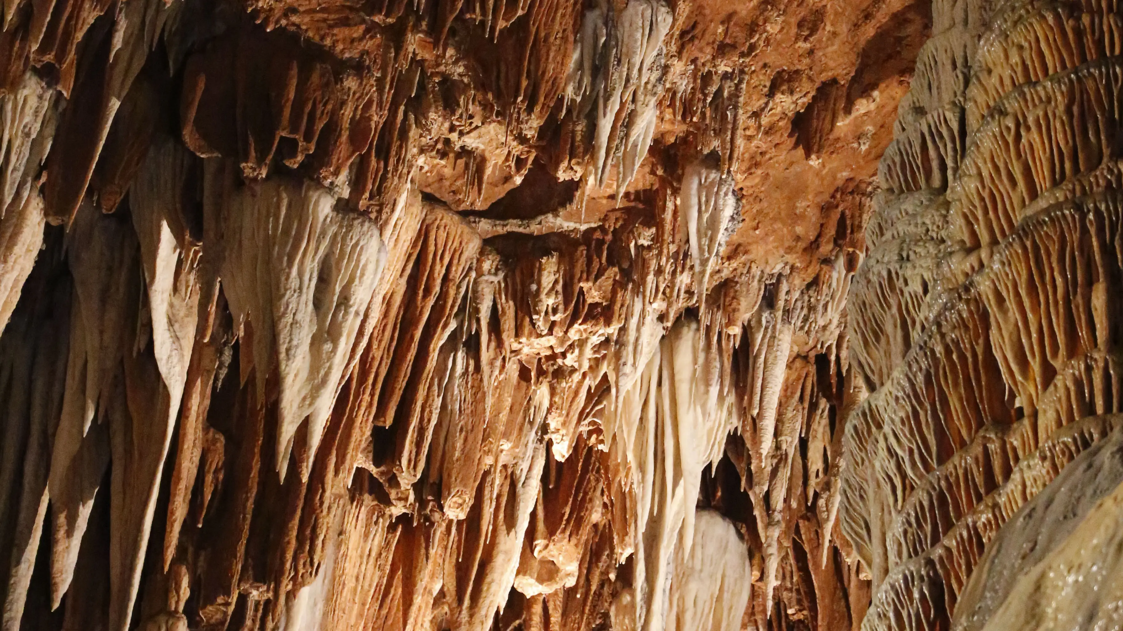 Cueva del Valporquero