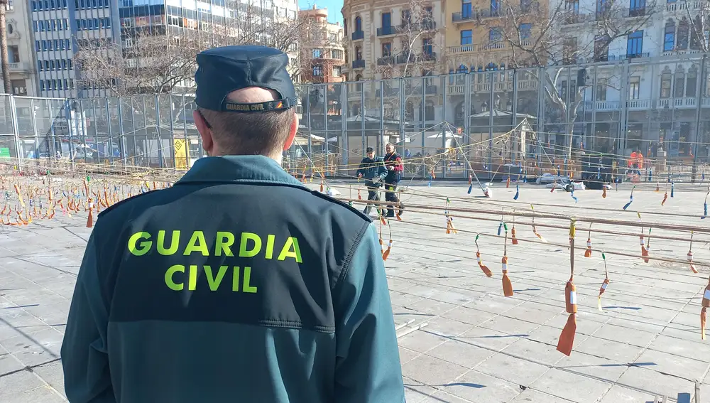La Guardia Civil inspecciona la mascletà de hoy