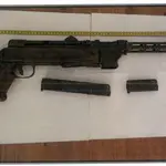 La Policía investiga el hallazgo de un fusil de asalto en casa del general del "caso Mediador"